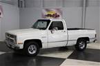 1987 Chevrolet Silverado Picture 2