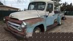 1956 International S110 Picture 2