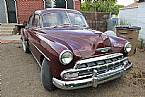 1952 Chevrolet Style Liner Picture 2