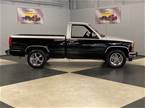 1989 Chevrolet Silverado Picture 2