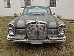 1967 Mercedes 250SE Picture 2