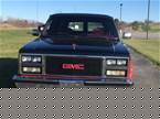1990 GMC Suburban Picture 2