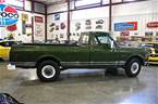 1972 Chevrolet C20 Picture 2