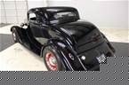 1933 Ford Coupe Picture 2
