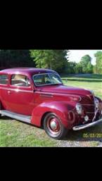1939 Ford Sedan Picture 2