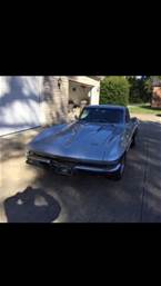 1966 Chevrolet Corvette Picture 2