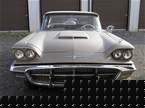 1960 Ford Thunderbird Picture 2