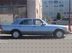 1991 Mercedes 300SE Picture 2