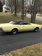 1967 Oldsmobile Cutlass Picture 2