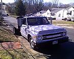 1970 Chevrolet C30 Picture 2