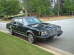 1985 Pontiac Bonneville Picture 2