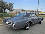 1969 Buick Riviera Picture 2