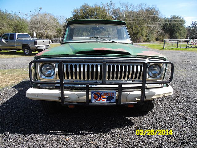 1975 Jeep j-10