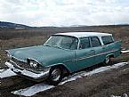 1959 Plymouth Suburban Picture 2