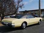 1969 Oldsmobile Toronado Picture 2