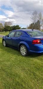 2014 Dodge Avenger Picture 2