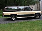 1987 GMC Suburban Picture 2