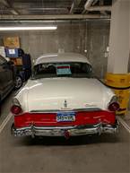 1955 Ford Fairlane Picture 2