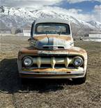 1952 Ford F3 Picture 2