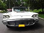1958 Ford Thunderbird Picture 2