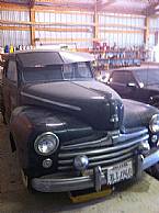 1947 Ford Deluxe Picture 2
