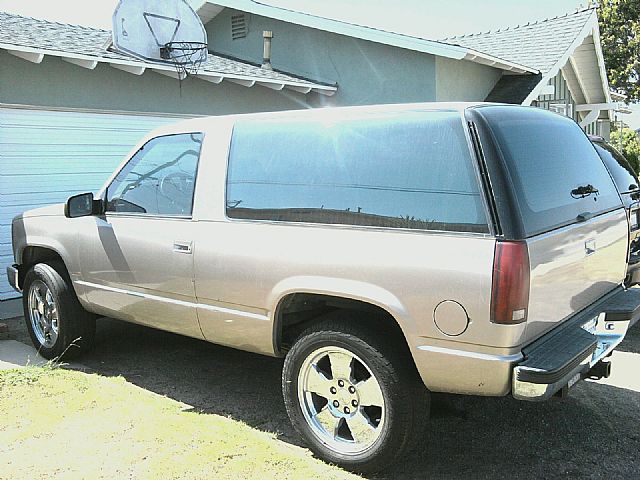 1993 Gmc yukon tailgate