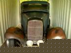 1932 Ford 3 Window Coupe Picture 2