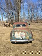 1947 Plymouth Super Deluxe Picture 2