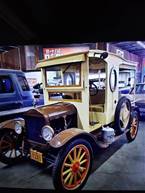 1921 Ford Model T Picture 2
