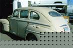 1948 Ford Super Deluxe Picture 2