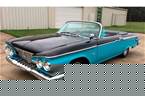 1961 Plymouth Sport Fury Picture 3