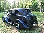 1935 Dodge Sedan Picture 3