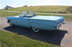 1957 Ford Thunderbird Picture 3