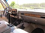 1989 Chevrolet Suburban Picture 3