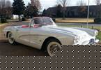 1961 Chevrolet Corvette Picture 3