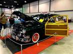 1951 Ford Woodie Picture 3