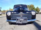 1946 Ford Woodie Picture 3