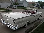1957 Ford Skyliner Picture 3