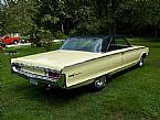 1965 Chrysler Newport Picture 3