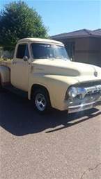 1954 Ford F100 Picture 3