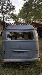 1972 Volkswagen Westfalia Picture 3