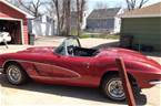 1961 Chevrolet Corvette Picture 3