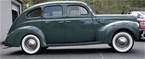 1940 Ford Deluxe Picture 3