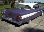 1957 Pontiac Chieftain Picture 3