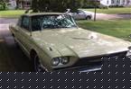 1966 Ford Thunderbird Picture 3