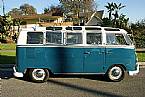 1967 Volkswagen Bus Picture 3