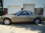 2005 Ford Thunderbird Picture 3