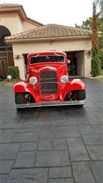 1932 Ford 3 Window Coupe Picture 3