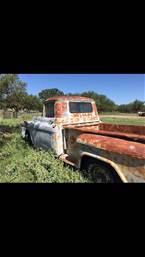 1958 Chevrolet Apache Picture 3