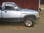 1987 Dodge Dakota Picture 3
